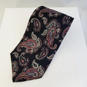 Hunting Horn Brand men's silk paisly tie